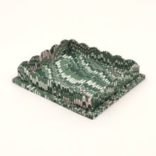 Load image into Gallery viewer, Green Marbled Scalloped Tray Set
