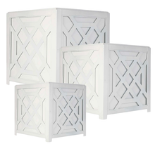 Load image into Gallery viewer, White Chippendale Planter
