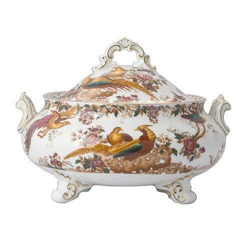 Olde Avesbury Covered Vegetable Dish by Royal Crown Derby