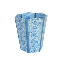 Load image into Gallery viewer, Indigo Block Printed Scalloped Collapsible Basket
