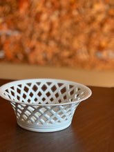 Load image into Gallery viewer, Reynaud Croisillons Basket by Bourg Joly Malicorne