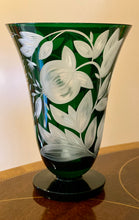 Load image into Gallery viewer, Verdure Etched Stemless Goblet by Artel - British Racer Green