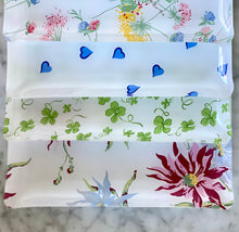 Load image into Gallery viewer, D. Porthault Green Clovers Trèfles Acrylic Tray