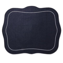Load image into Gallery viewer, Patrician Placemats with Coating set of 4