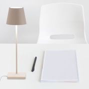 Load image into Gallery viewer, Poldina Pro Table Lamp