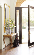 Load image into Gallery viewer, Blue and White Tulipiere