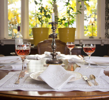 Load image into Gallery viewer, Jardin Estate Hand-Embroidered French Knot Italian Linen Placemat