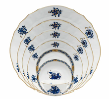 Load image into Gallery viewer, Herend Chinese Bouquet Black Sapphire