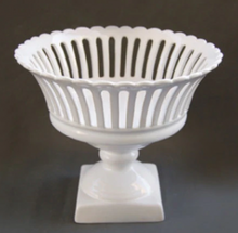 Load image into Gallery viewer, Corbielle Basket with Pedestal Base by Bourg Joly Malicorne
