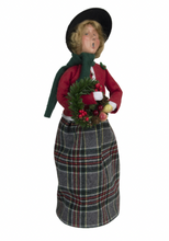 Load image into Gallery viewer, Byers' Choice Carolers Walker Family of 4