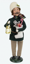 Load image into Gallery viewer, Byers' Choice Family with Stockings