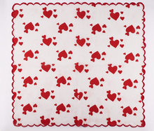 Load image into Gallery viewer, Heart Scalloped Dinner Napkin- Set of 4