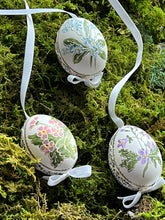 Load image into Gallery viewer, Hand-painted "Gold & Pastel Flowers" Eggs Set of 3
