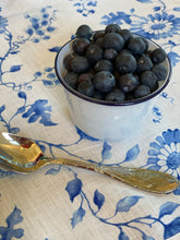 Load image into Gallery viewer, French Hand Blown Glasses