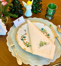 Load image into Gallery viewer, Round Scalloped Linen Placemats with Coating - Set of 4