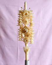 Load image into Gallery viewer, White Flower Candle