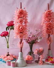 Load image into Gallery viewer, Pink Flower Candle