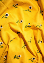 Load image into Gallery viewer, Manzanilla Mustard Rectangular Tablecloth