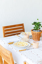 Load image into Gallery viewer, Ojete White Rectangular Tablecloth