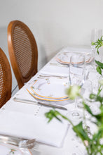 Load image into Gallery viewer, Ojete White Rectangular Tablecloth