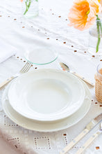 Load image into Gallery viewer, Ojete White Rectangular Tablecloth