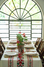Load image into Gallery viewer, Geranio Embroidered Rectangular Tablecloth