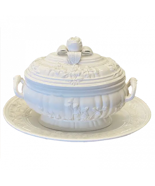 Mottahedeh China Creamware Rose Tureen and Stand