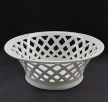 Load image into Gallery viewer, Reynaud Croisillons Basket by Bourg Joly Malicorne

