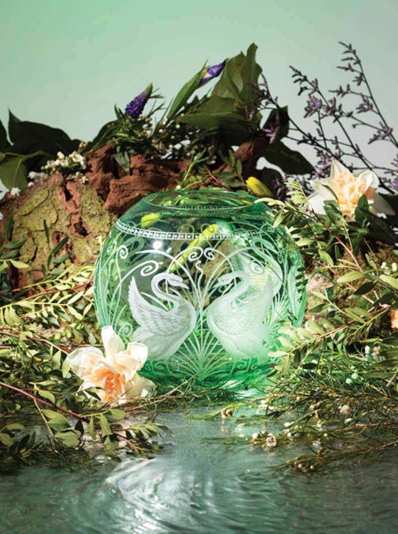 Swans Round Vase Peridot by Artel