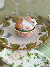 Load image into Gallery viewer, Mosser Glass Bunny Rabbit Covered Dish
