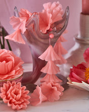Load image into Gallery viewer, Pink Flower Candle
